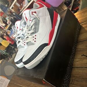 AIR JORDAN 3 RETRO FIRE RED